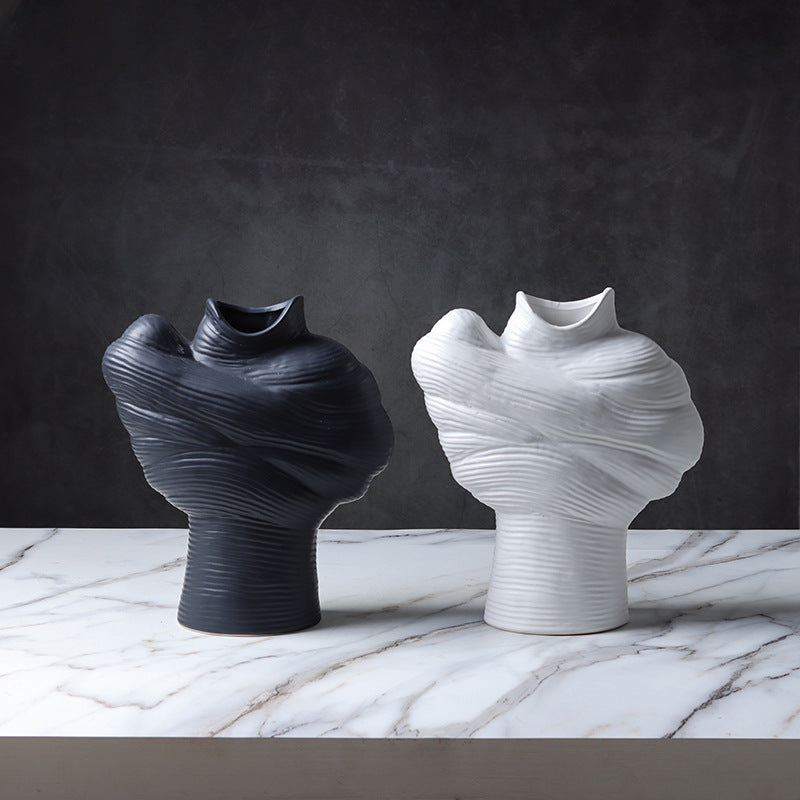 Orélia Maison™ — Éclat Sculptural Vase